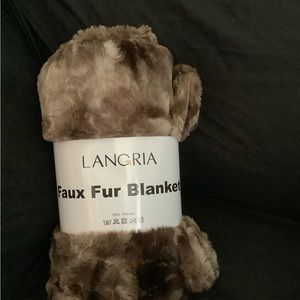 Soft Faux Fur Blanket